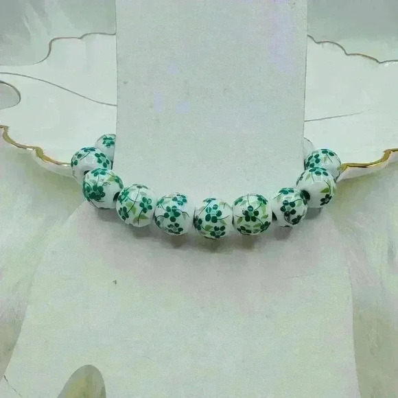 Chinese-Style Ceramic Floral Beaded Bracelet in Green - Picture 5 of 6